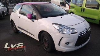 demontáž osobní automobily Citroën DS3  2012