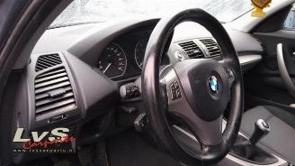 BMW 1-serie 1 serie (E87/87N), Hatchback 5-drs, 2003 / 2012 116i 1.6 16V picture 28