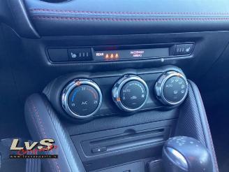 Mazda 2 2 (DJ/DL), Hatchback, 2014 1.5 SkyActiv-G 90 picture 14