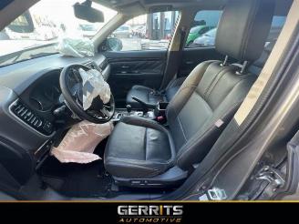Mitsubishi Outlander Outlander (GF/GG), SUV, 2012 2.0 16V 4x2 picture 7