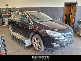 demontáž osobní automobily Opel Astra Astra J (PC6/PD6/PE6/PF6), Hatchback 5-drs, 2009 / 2015 1.4 Turbo 16V 2011/5