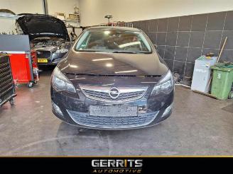 Opel Astra Astra J (PC6/PD6/PE6/PF6), Hatchback 5-drs, 2009 / 2015 1.4 Turbo 16V picture 3