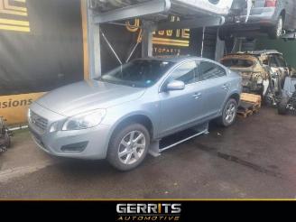 Volvo S-60 S60 II (FS), Sedan, 2010 / 2018 2.4 D5 20V picture 2