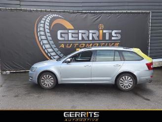 Coche siniestrado Skoda Octavia Octavia Combi (5EAC), Combi 5-drs, 2012 / 2020 1.2 TSI 16V 2014/6