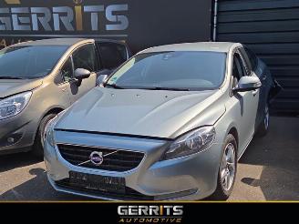 Vrakbiler auto Volvo V-40 V40 (MV), Hatchback 5-drs, 2012 / 2019 1.6 D2 2015/4