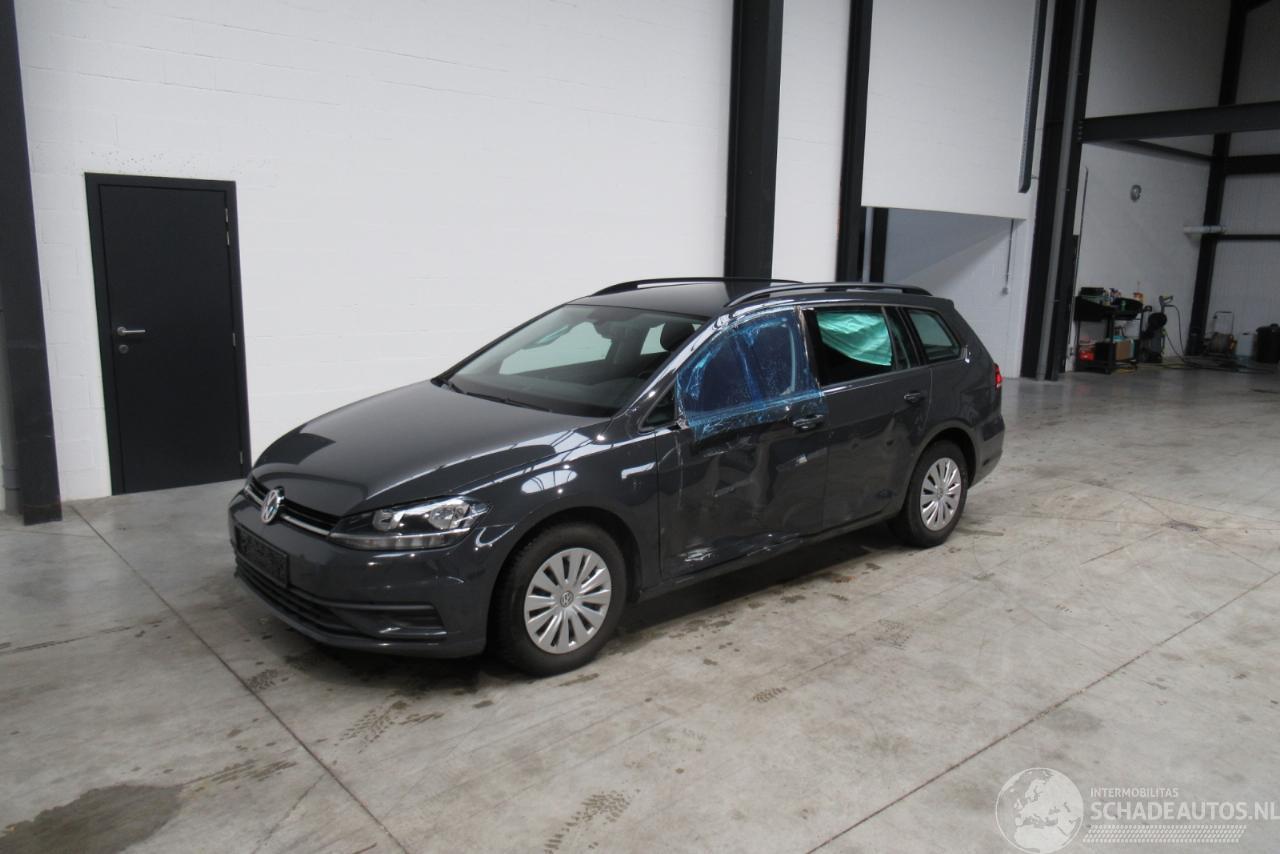 Volkswagen Golf TRENDLINE
