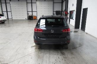 Volkswagen Golf TRENDLINE picture 4