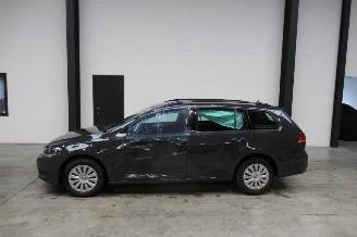 Volkswagen Golf TRENDLINE picture 2