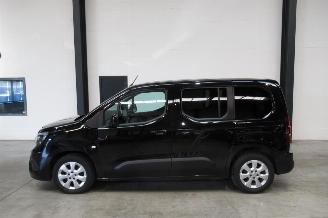 Opel Combo MULTISPACE picture 2
