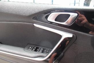 Kia Cee d SEDAN picture 26