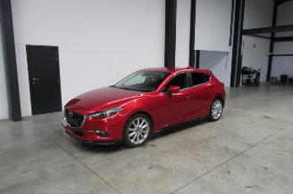 Schadeauto Mazda 3 SEDAN 2018/4