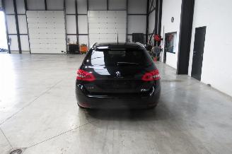 Peugeot 308 SW STYLE picture 4