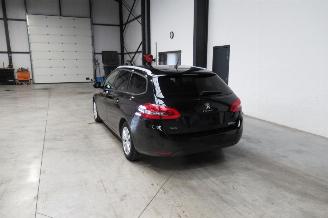 Peugeot 308 SW STYLE picture 3