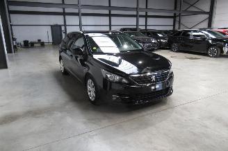 Peugeot 308 SW STYLE picture 6