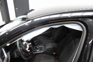 BMW 1-serie SEDAN picture 18