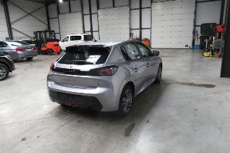 Peugeot 208 ACTIVE picture 5