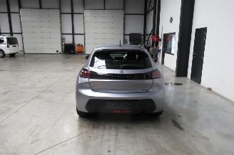 Peugeot 208 ACTIVE picture 4