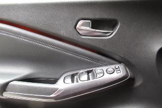 Nissan Juke SUV picture 29