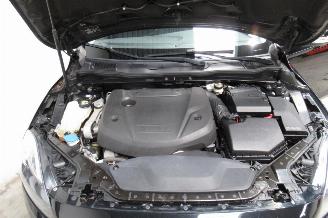 Volvo V-40 BREAK picture 13