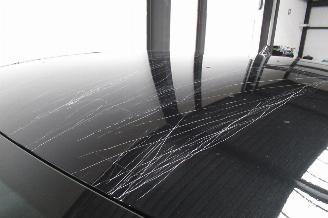 Renault Captur INITIALE picture 14