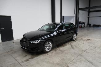 Schadeauto Audi A4 AVANT 2023/1