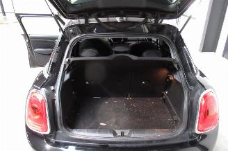 Mini Cooper SEDAN picture 17