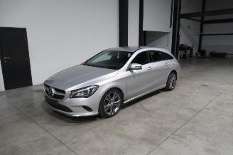 krockskadad bil auto Mercedes Cla-klasse SHOOTING BRAKE 2017/2