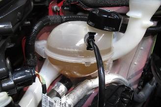 Peugeot 208 SEDAN picture 12