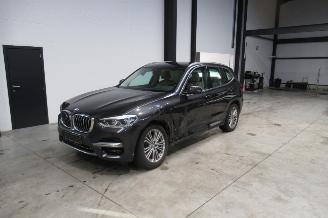 Damaged car BMW X3 X DRIVE 2021/8