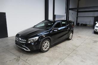 Mercedes GLA SEDAN picture 1