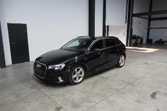 uszkodzony samochody osobowe Audi A3 SPORT 2017/6