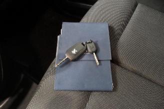 Peugeot Partner CAMIONETTE picture 30