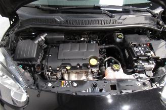 Opel Adam SEDAN picture 14