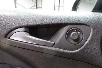 Opel Adam SEDAN picture 23