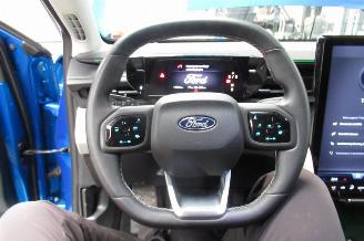 Ford Explorer PREMIUM picture 27