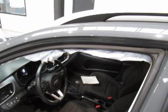Kia Stonic SEDAN picture 12