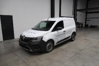 Schade bestelwagen Renault Kangoo COMFORT 2024/4