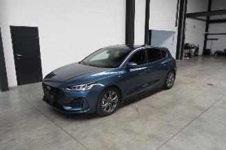skadebil auto Ford Focus ST-LINE 2025/4