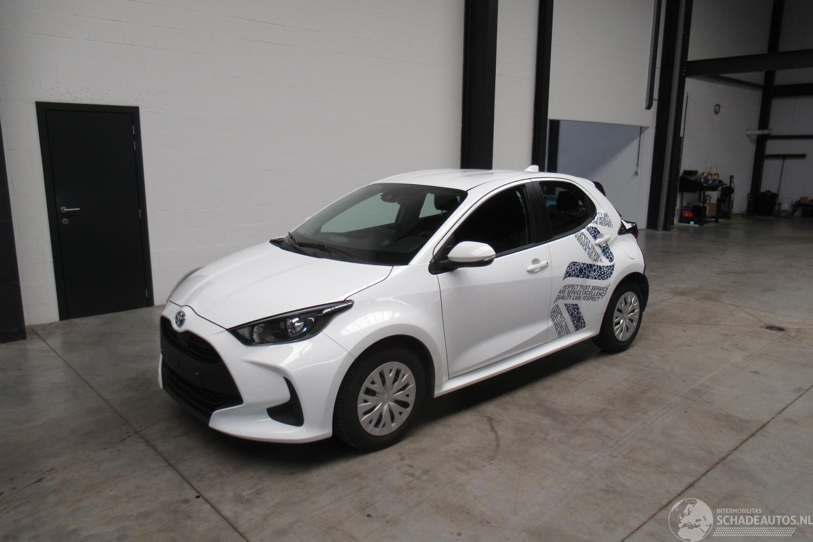 Toyota Yaris HYBRID