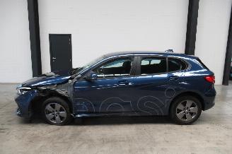 BMW 1-serie ADVANTAGE picture 2