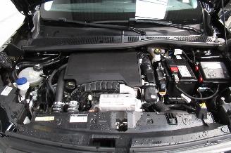 Peugeot 2008 STYLE picture 15