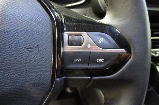 Peugeot 2008 STYLE picture 23