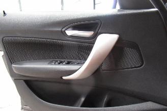 BMW 1-serie SEDAN picture 24