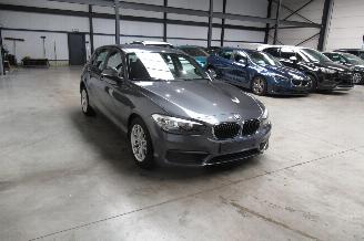 BMW 1-serie SEDAN picture 6
