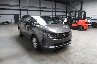 Peugeot 3008 SUV picture 6