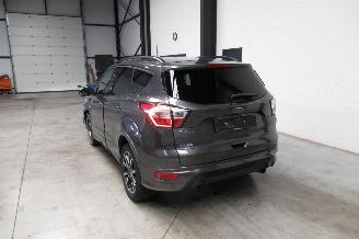 Ford Kuga ST-LINE picture 3