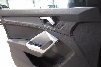Audi Q3 SUV picture 20