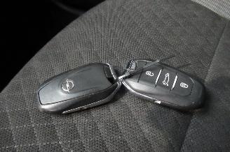 Opel Grandland SUV picture 30