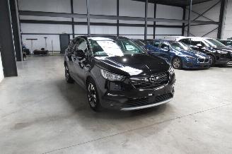 Opel Grandland SUV picture 6
