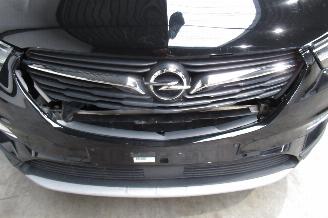 Opel Grandland SUV picture 8
